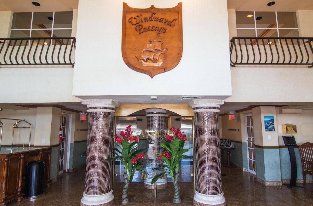 Windward Passage Hotel Charlotte Amalie Exterior photo